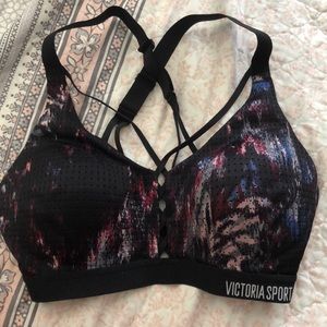 Victoria sport bra